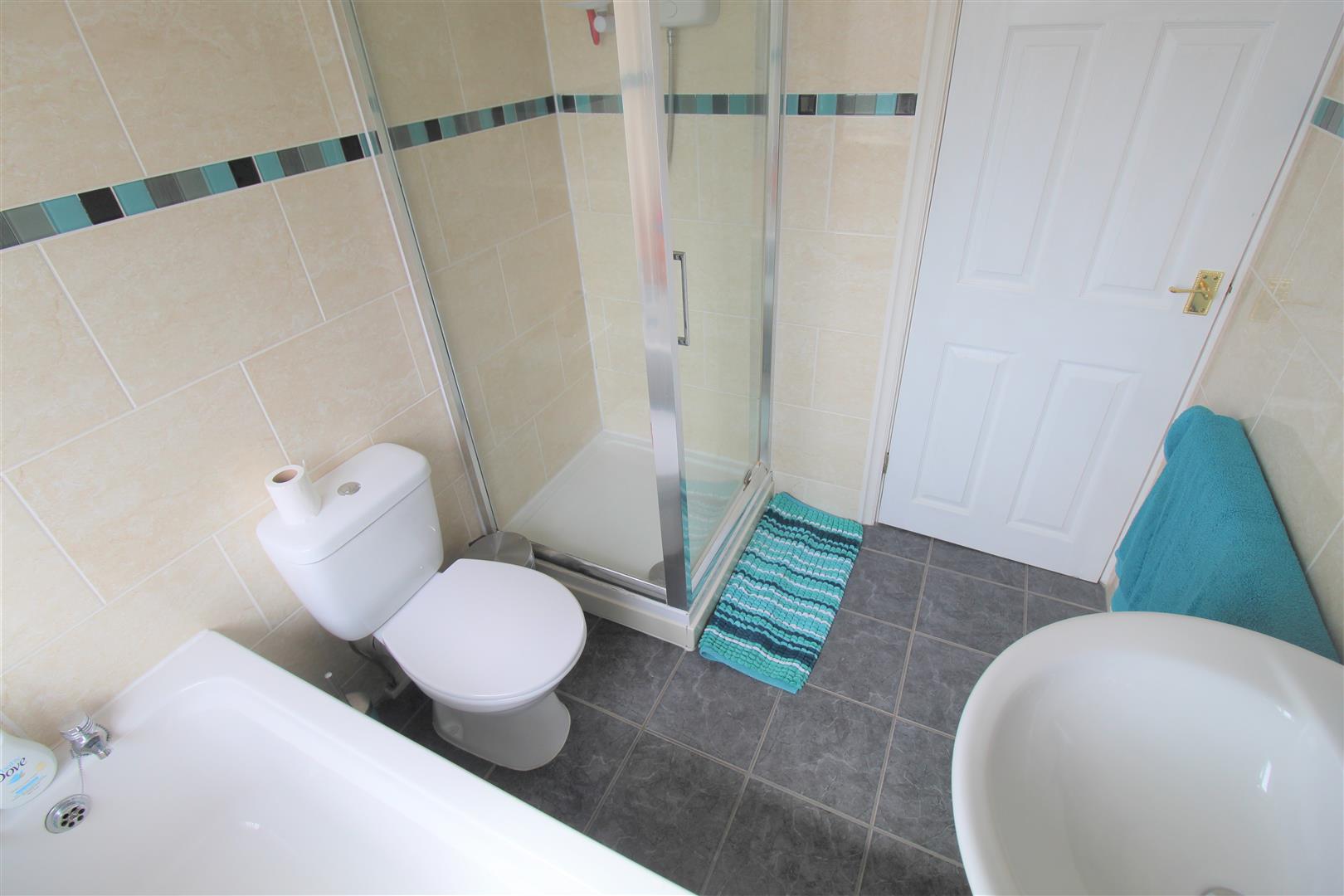 Gratton Road, Bucknall, Stoke-On-Trent